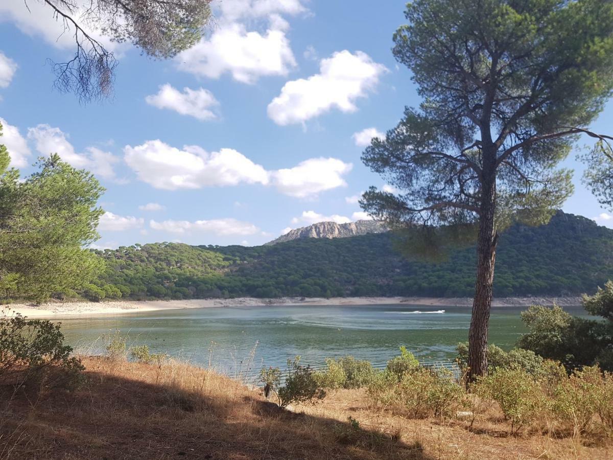 Retiro Chic Frente Al Lago - A 1 Hora De Madrid, Pantano De San Juan San Martin de Valdeiglesias Exterior photo